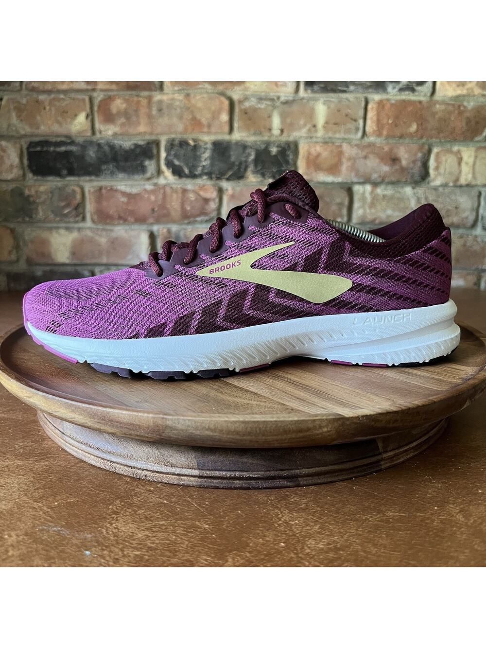 Brooks Launch 6 Energize Purple Road Running Shoes Sneakers Women's Size 9.5